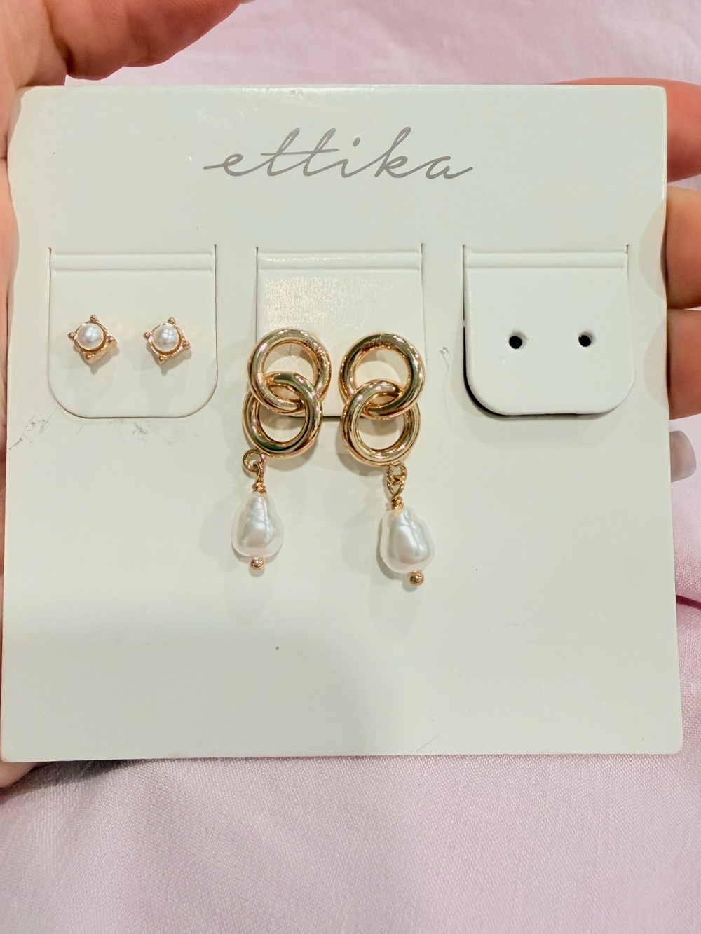 ettika Gold Interlinked Hoop Earrings with White Pearl Drops